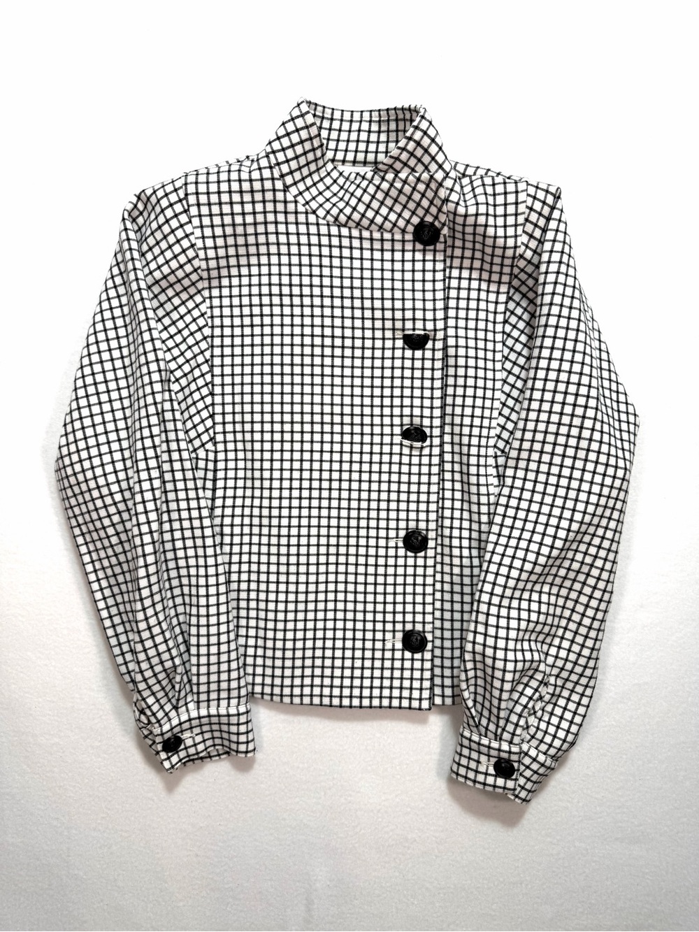 CAbi Women's Full Button Jacket Size XS Business Casual Pockets Stretch Top
